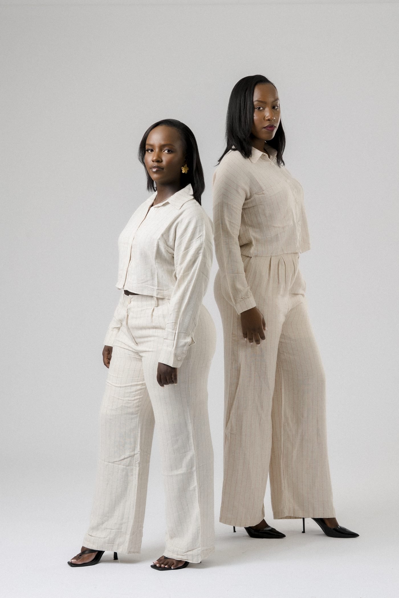 Relaxed Ivory Set
